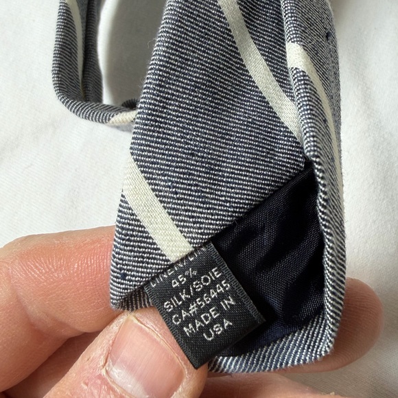 NWT N. Crew Hand Made in USA Linen Silk Blend Slim Classic Gray Striped Tie - Picture 10 of 11